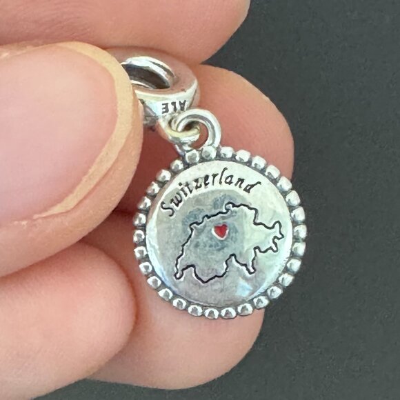 Pandora Switzerland  Exclusive Charm - Picture 1 of 7